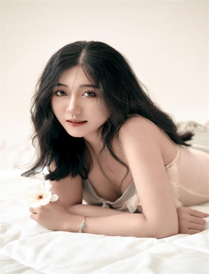 《南雄的妻子》结局处理划时代的：收尾方式与主题升华